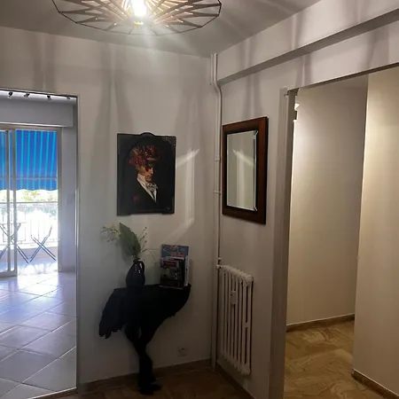 Διαμέρισμα Bel Familial Traversant Αντίμπ