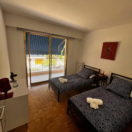 Bel Familial Traversant Apartment